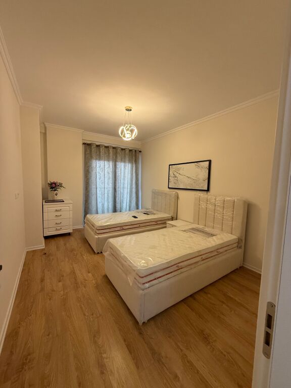 Appartamento 1+1 in Porcellana in affitto