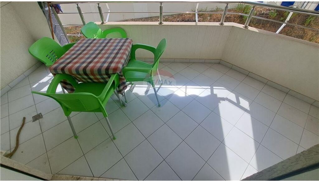 Apartment 1+1 (including a closed garage) for sale, Lungomare, Vlore