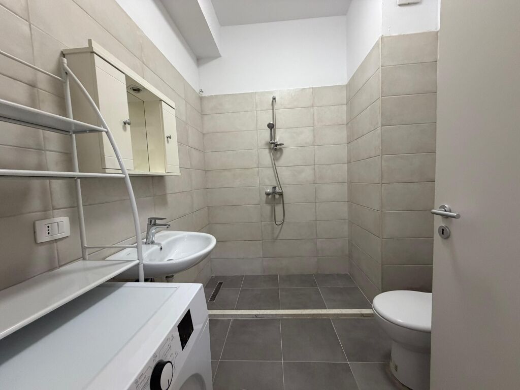 Qera, Apartament 1+1, Kompleksi Mangalem 21, Tiranë.