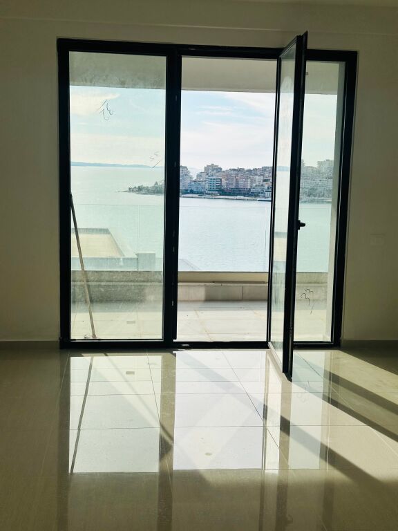 🌊 Apartament me Pamje nga Korfuz – Sarandë | Vija e Parë e Detit | Qendra e Sarandës🇬🇷🇦🇱