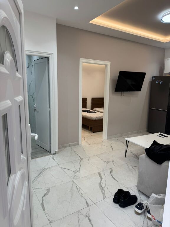 Affittasi 1+1 stanza privata a 5 Maji