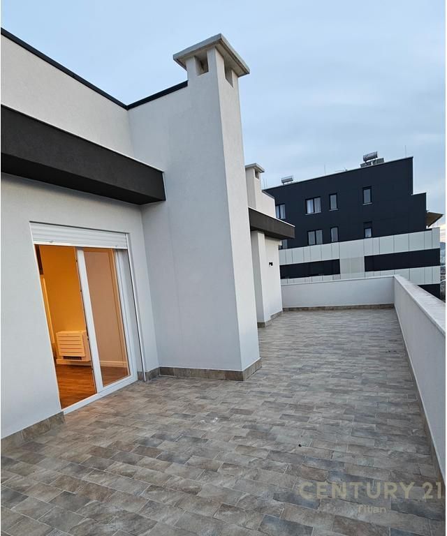 Penthouse for sale in Don Bosko