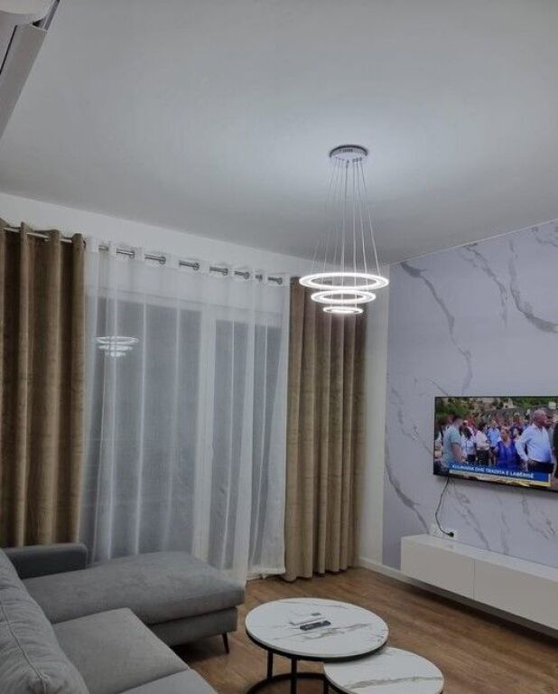 Apartment 1+1 at Komuna e Parisit