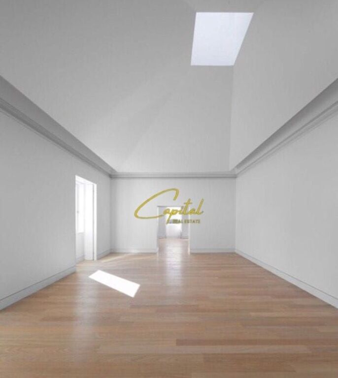 AMBIENT BIZNESI ME QIRA 80 M2 21 DHJETORI 200.000 LEKE