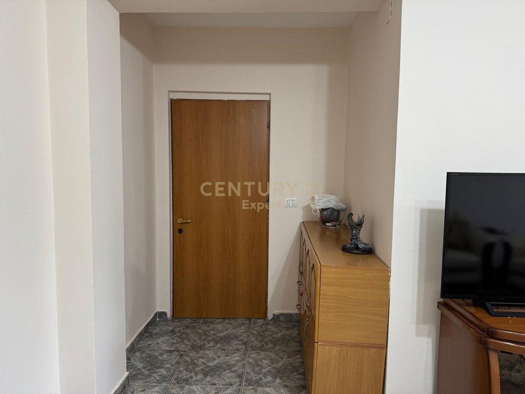 Apartment 1+1 for rent in Ish-Bllok 600 € /Month