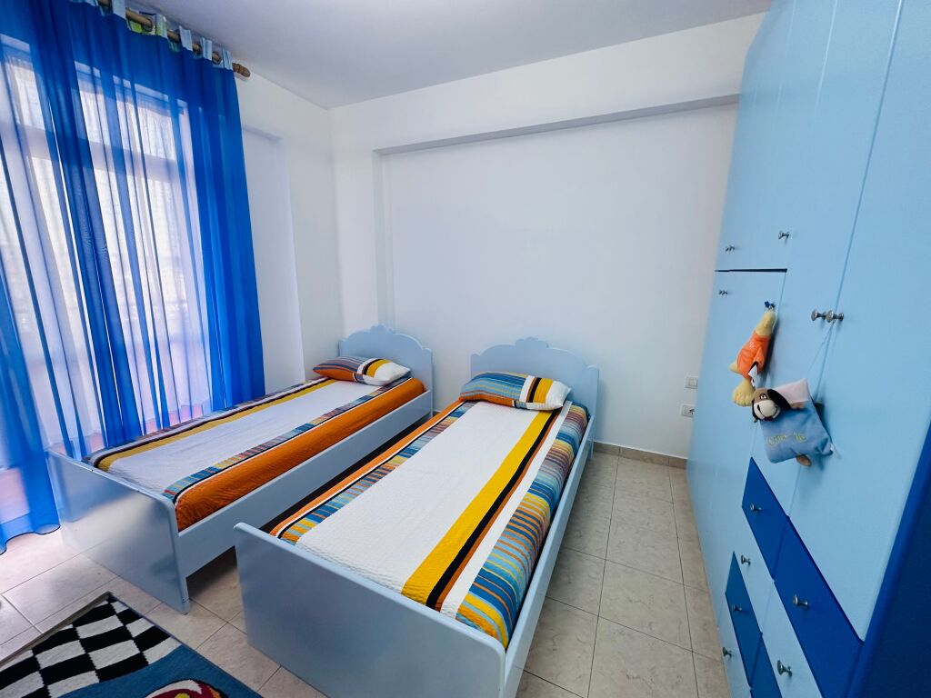 Jepet Me Qera Apartament 2+1+2 Tualete +1 Ballkon