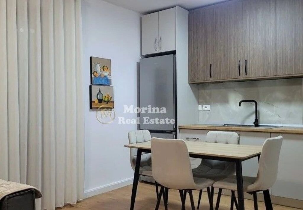 Qera | Apartament 2 + 1 | Rruga Myslym Shyri | 950 €/muaj