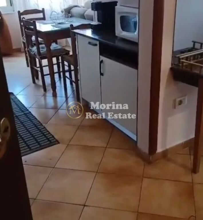 Qera | Apartament 2 + 1 + 2 + 2Bllk | Kristal Center | 600 €/muaj