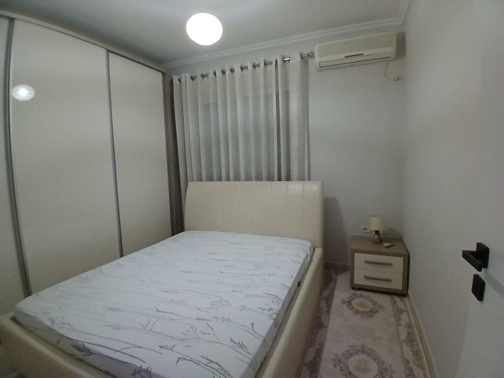 Jepet Me Qera Apartament 2+1+1 Ballkon