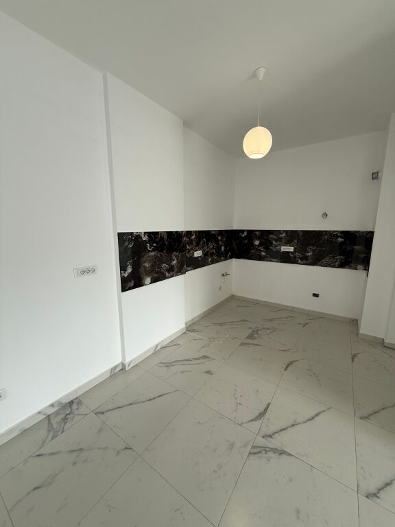 At the Lura Complex Near the New Boulevard, a 2+1+2 Apartment is for Rent at a Bargain Price!