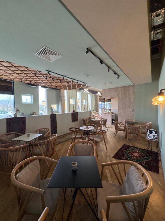 📌 Vendesi Bar-Caffè in Vendita 📍 vicino all'Aeroporto Internazionale di Tirana Madre Teresa