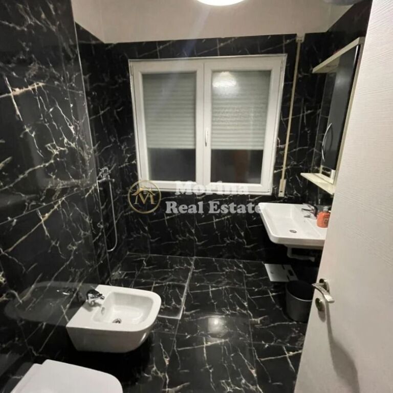 Qera | Apartament 2 + 1+2 | Ring Center | 1000 €/muaj i diskutueshëm