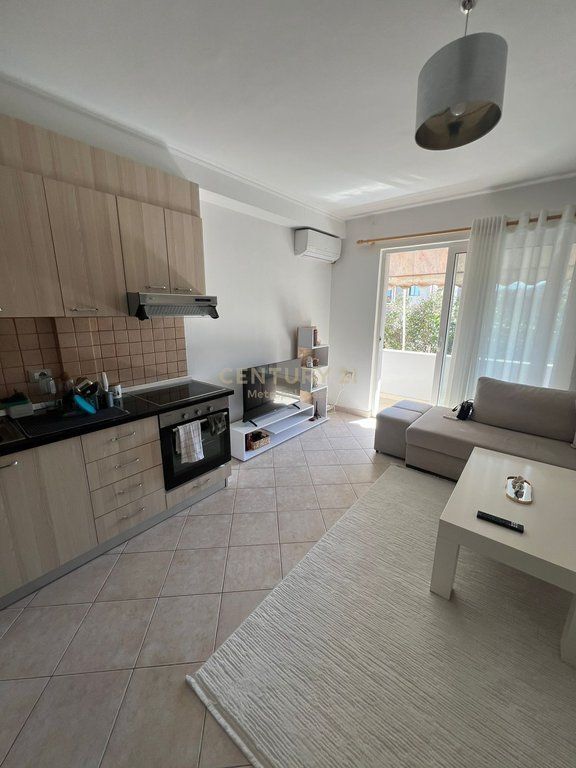 Apartment 1+1 for sale near Square 21, Rruga e Kavajes