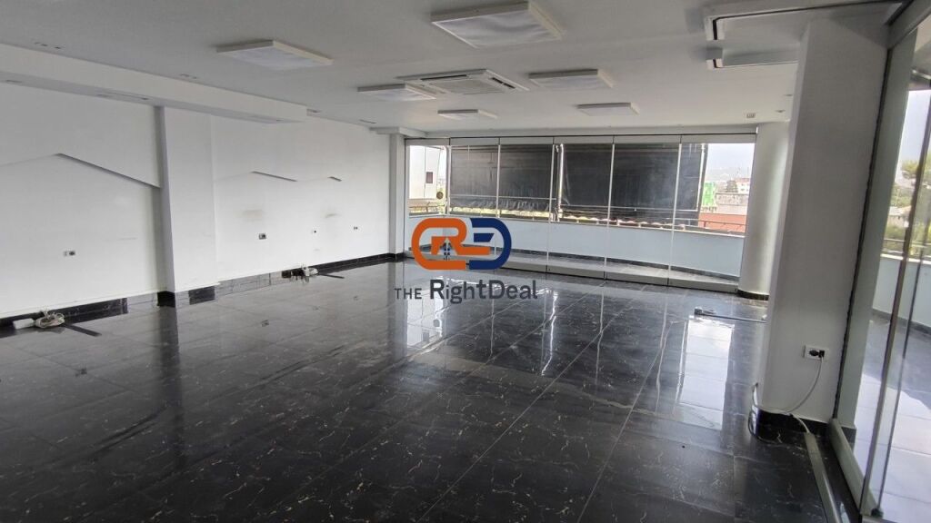 Prane Kryqezimit Te Farmacise 10, Jepet Me Qira Godine 5 Kateshe Buze Unazes!!!