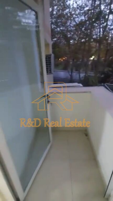 🏡 SHTËPI ME QERA – Përballë Maternitetit të Ri