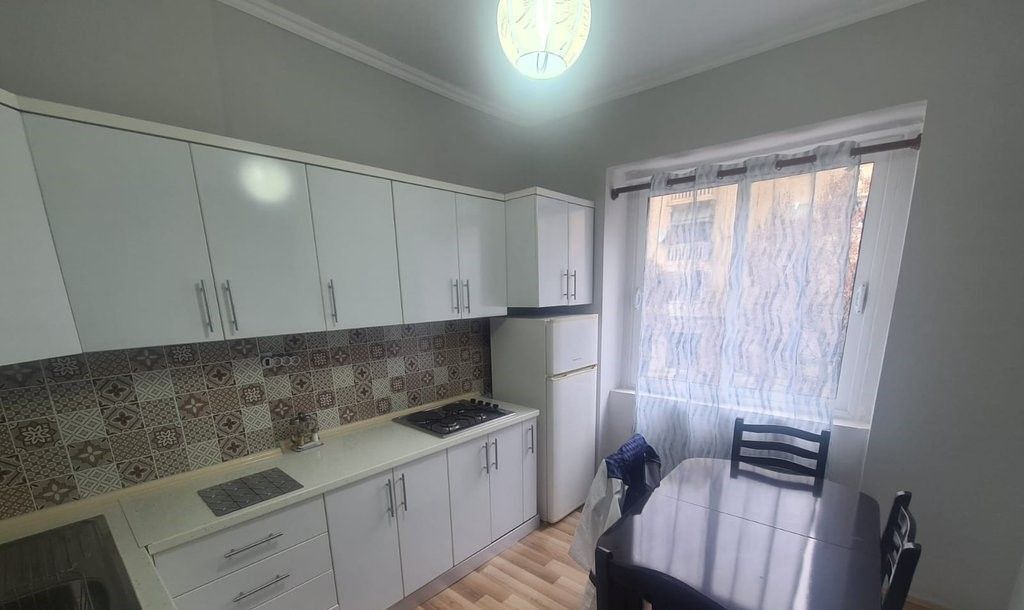 APPARTAMENTO 1+1+DEPOSITO VICINO ALLA STRADA DI DURAZZO!