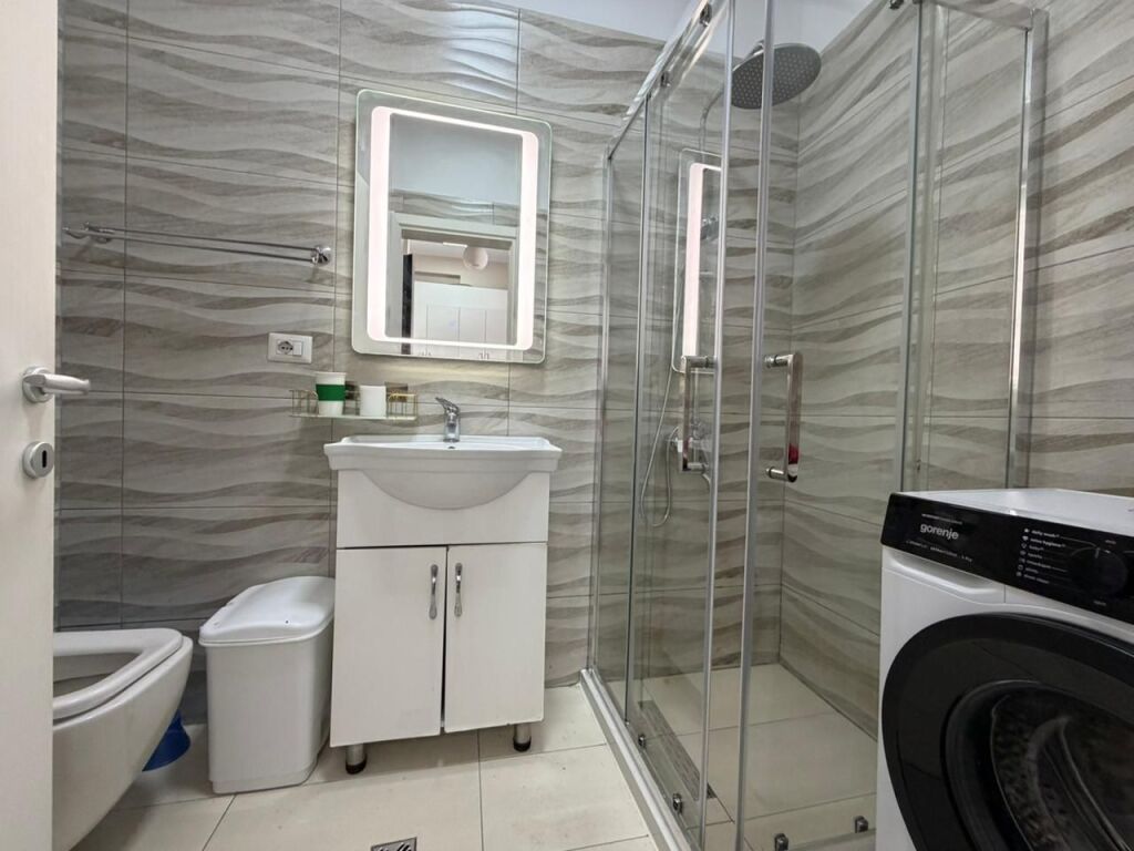 Appartamento 1+1 in affitto vicino alla Scuola Rossa.