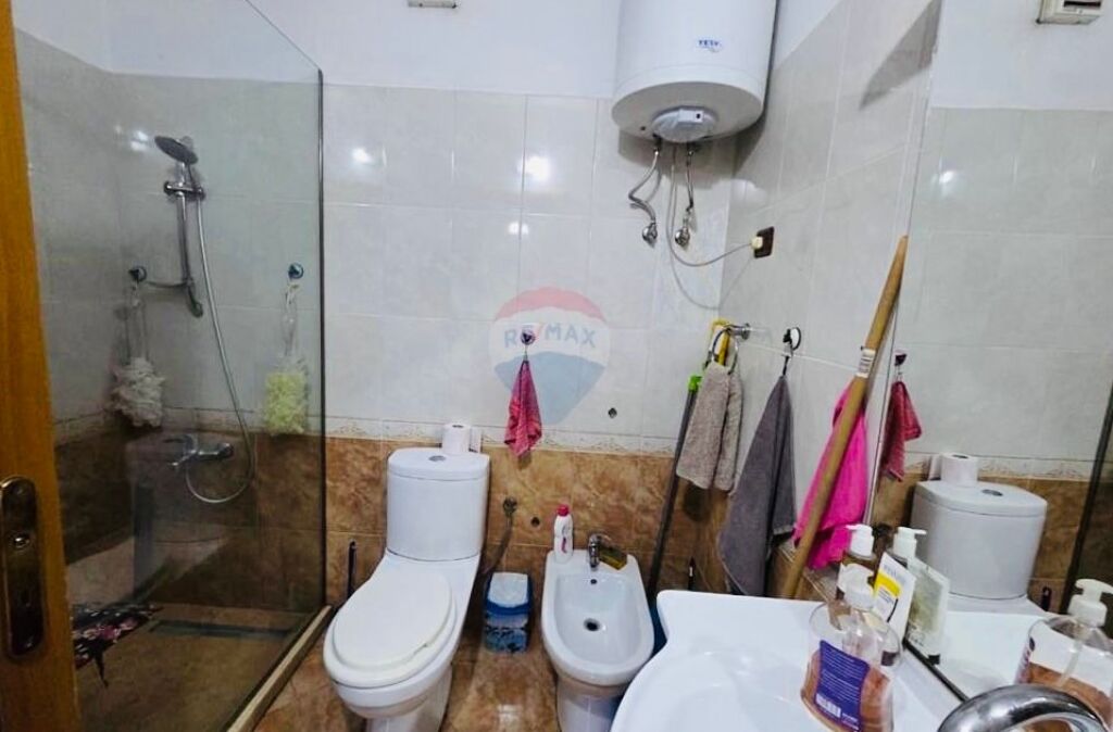 🏠📍Shitet Apartament 1 +1 Komuna e Parisit (Kika 1)