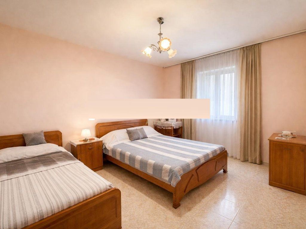 Apartment 2+1 for sale on Ferit Xhajko street!