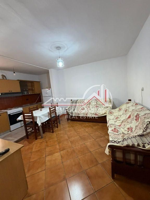 IN VENDITA APPARTAMENTO 1 + 1 AL MERCATO DEL RISO, VLORE