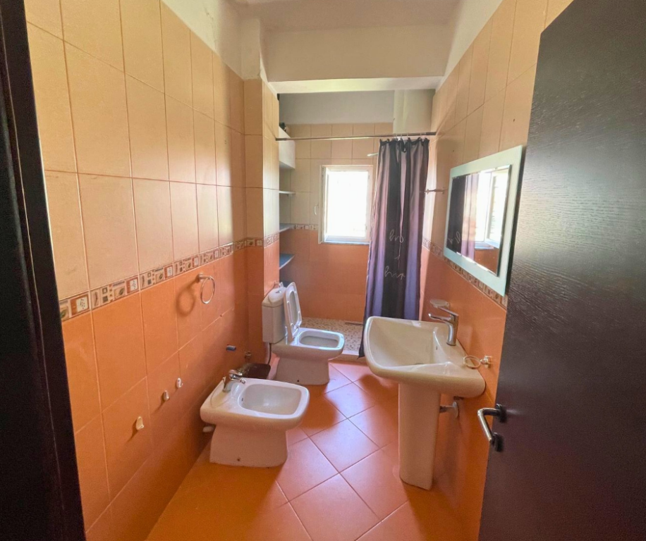 Apartament me qira 2+1 – Bllok