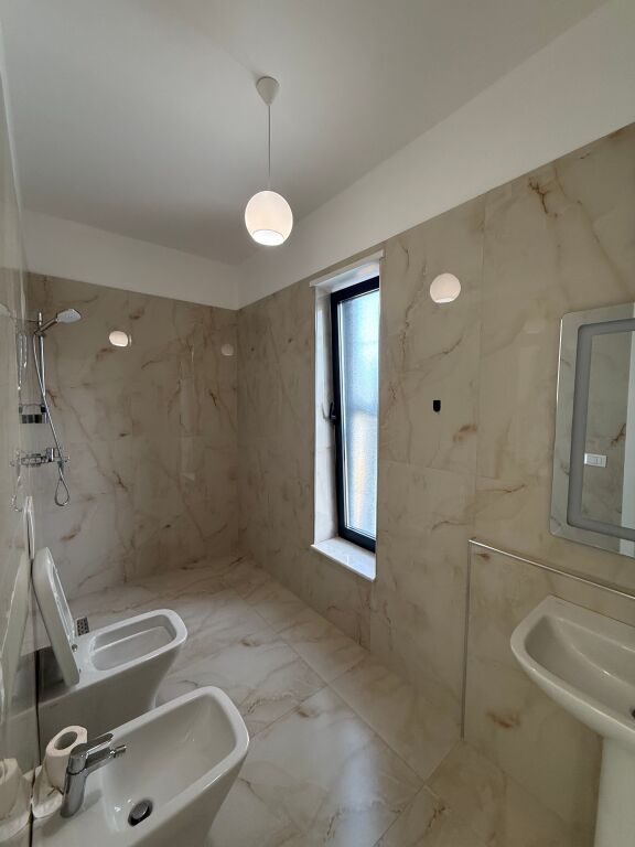 At the Lura Complex Near the New Boulevard, a 2+1+2 Apartment is for Rent at a Bargain Price!