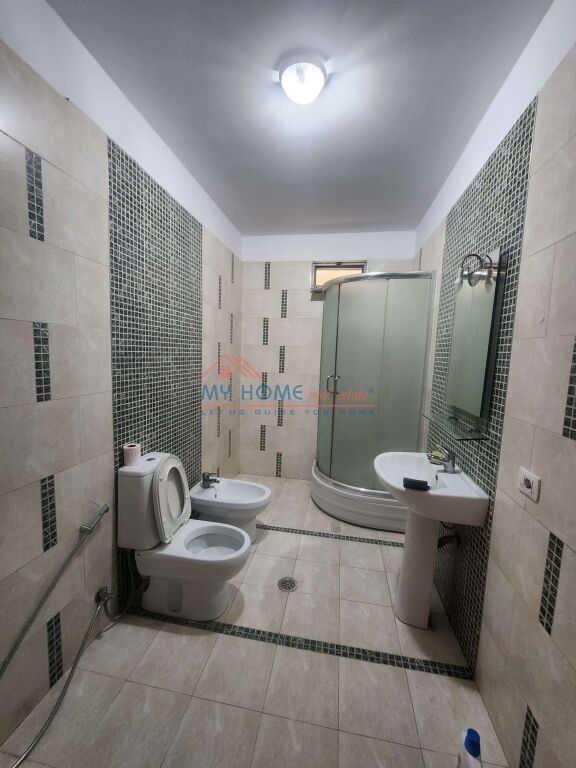 Apartament 1+1 me qera tek Shallvaret ne Tirane