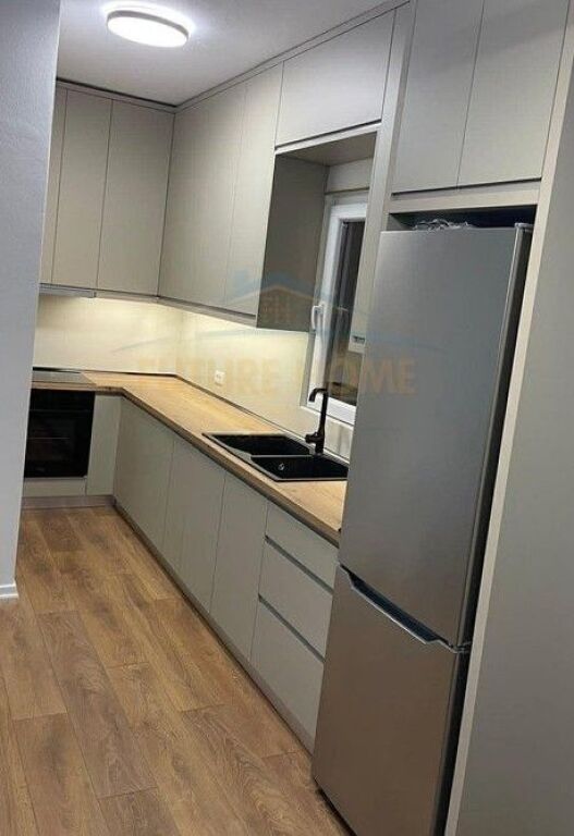 Qera, Apartament 2+1+2, Xhamllik