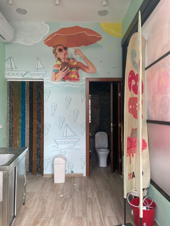 DYQAN ME QERA 17 M2 RRUGA BARDHYL 35.000 LEKE