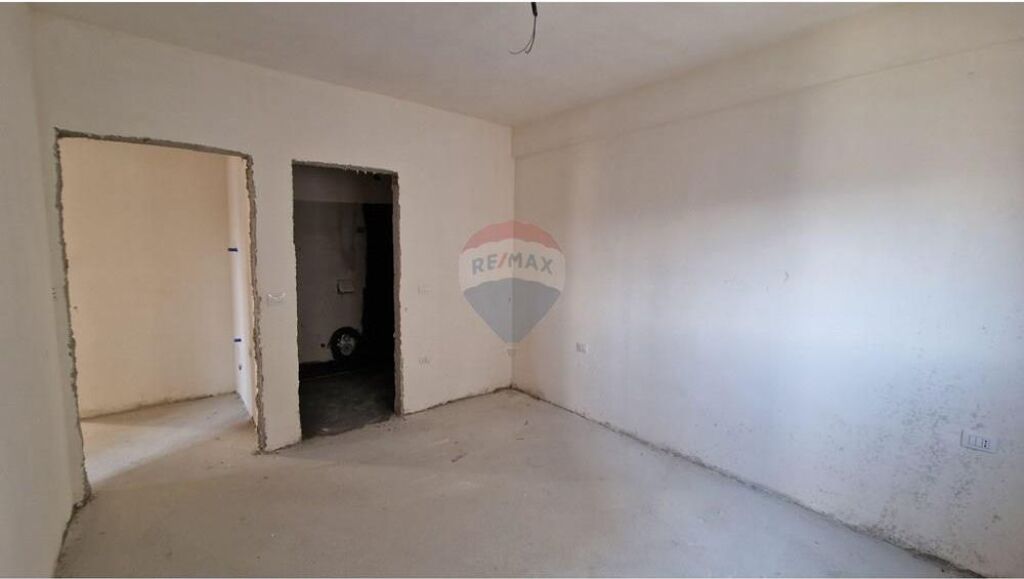 🏢 Apartament 2+1 për Shitje – Transballkanike, Vlorë