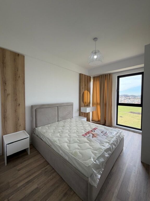 Jepet Apartament 1+1 Me Qera Urban Gate ,Astir