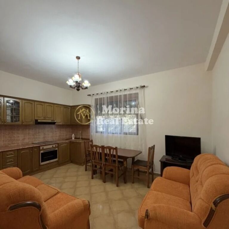 Qera | Vilë 2 + 1 | Poligrafiku | 450 €/muaj