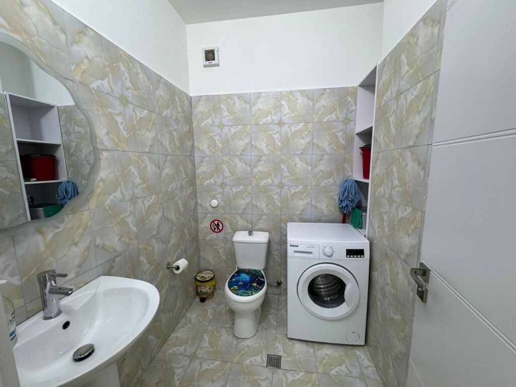 Jepet apartament me qera 2+1+2