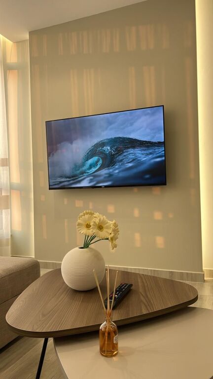 Jepet apartament me qera 1+1