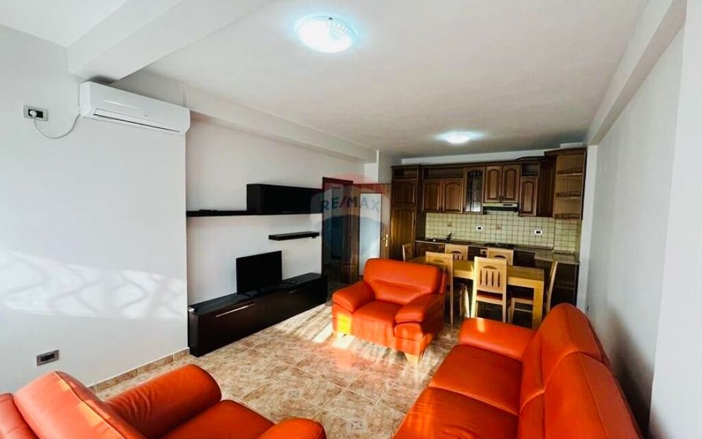 📍🏠Apartament 2+1 Rruga Him Kolli