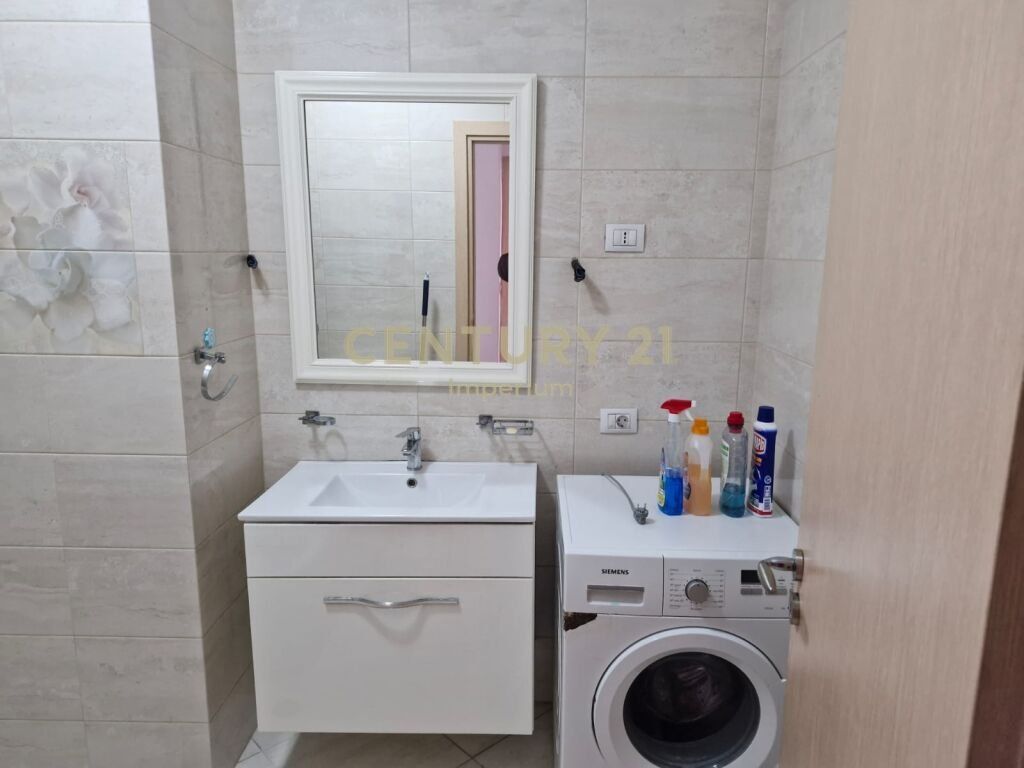 1300 euro m2 APARTAMENT 3+1  NË YZBERISHT 🏡