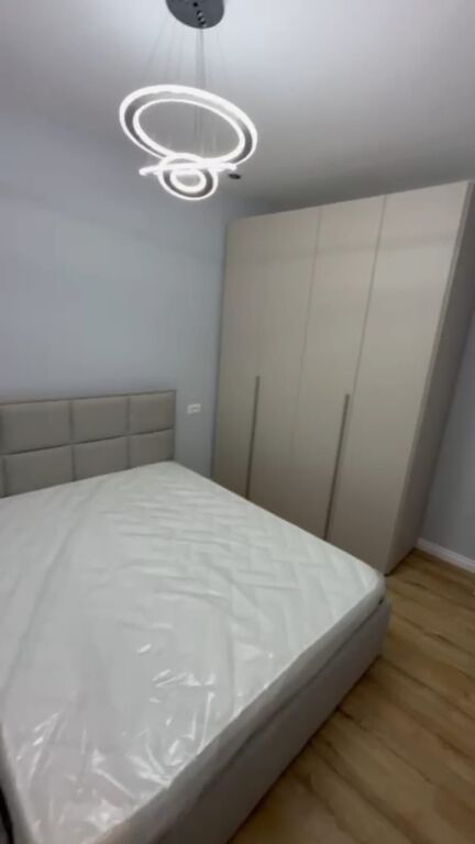 Apartament 1+1 me qera Rrua 5 Maji ne Tirane