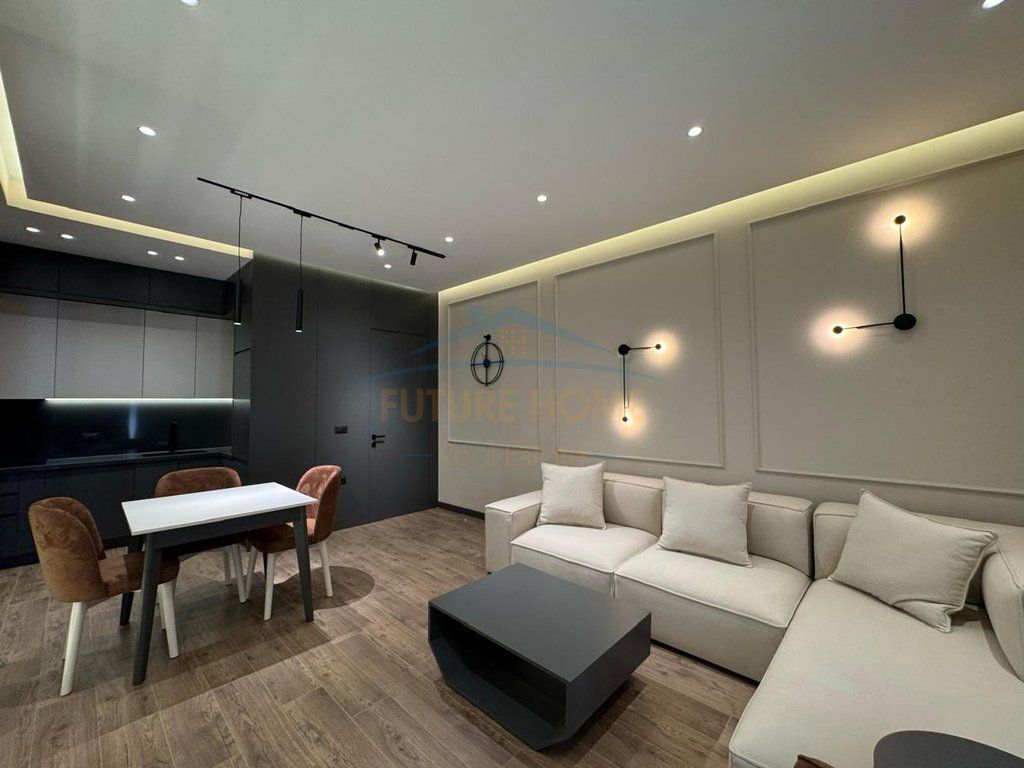 Affitto, Appartamento 1+1, Complesso Delijorgji, Tirana