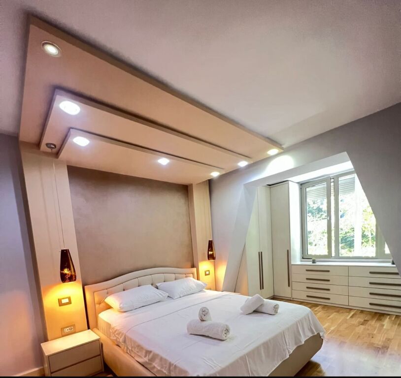 APARTAMENT PER QERA 2+1 QENDER TE TIRANES