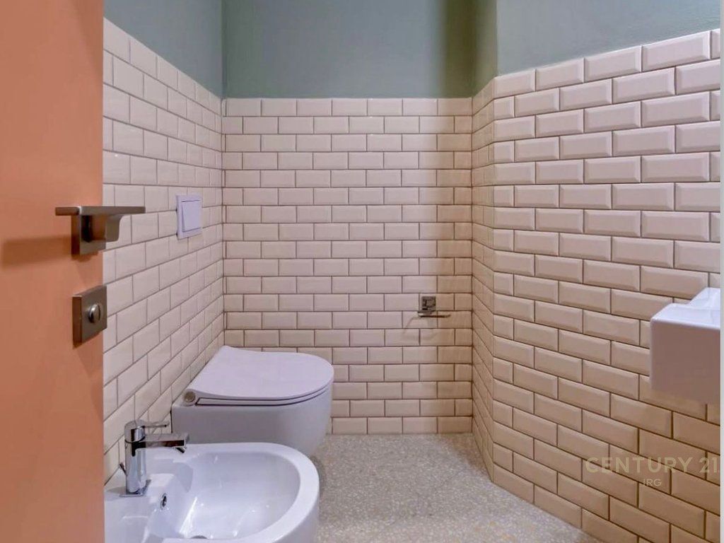 Affittasi appartamento moderno 1+1+ posto auto! 1.150 € /Mese