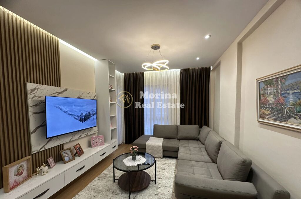 Affitto | Appartamento 2 + 1 | Univers City | 650 €/mese