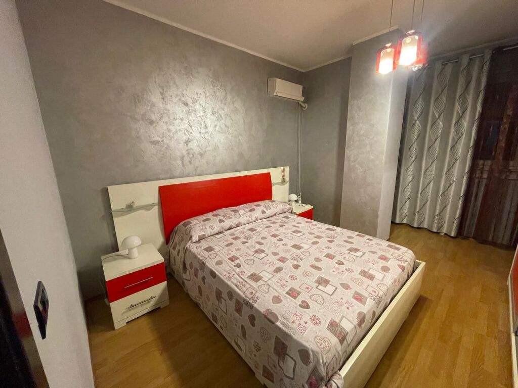 APARTAMENT ME QERA 2+1+2 XHAMLLIK 82.000 LEKE