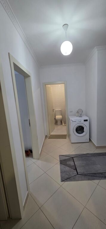 Jepet Me Qera Apartament 2+1+2 Tualete + 1 Ballkon