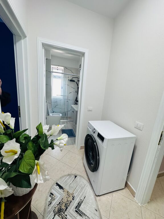 Jepet Me Qera Apartament 2+1+2 Tualete +1 Ballkon