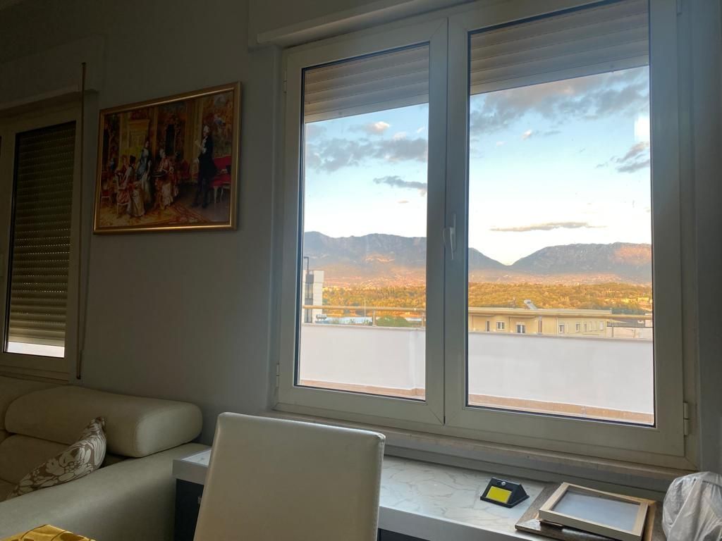 Apartment 2+1 with lake view for rent