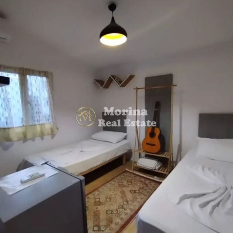 Qera | Garsoniere | Shkolla e Bashkuar | 200 €/muaj