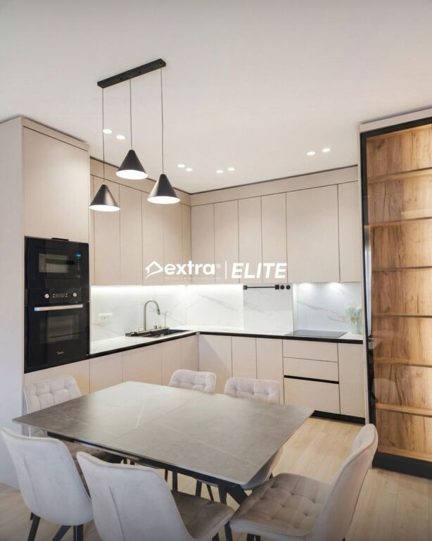 Jepet me Qira Apartament 2+1  Kompleksi Aura, Tiranë