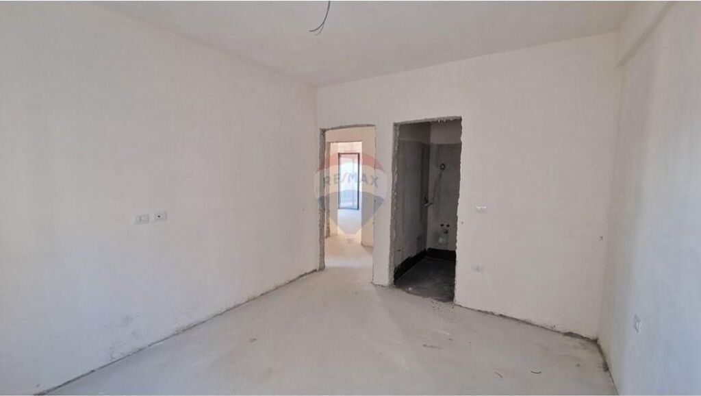 🏢 Apartament 2+1 për Shitje – Transballkanike, Vlorë