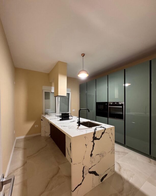 APPARTAMENTO IN AFFITTO 2+1+2 VIA ELBASAN 1100 EURO