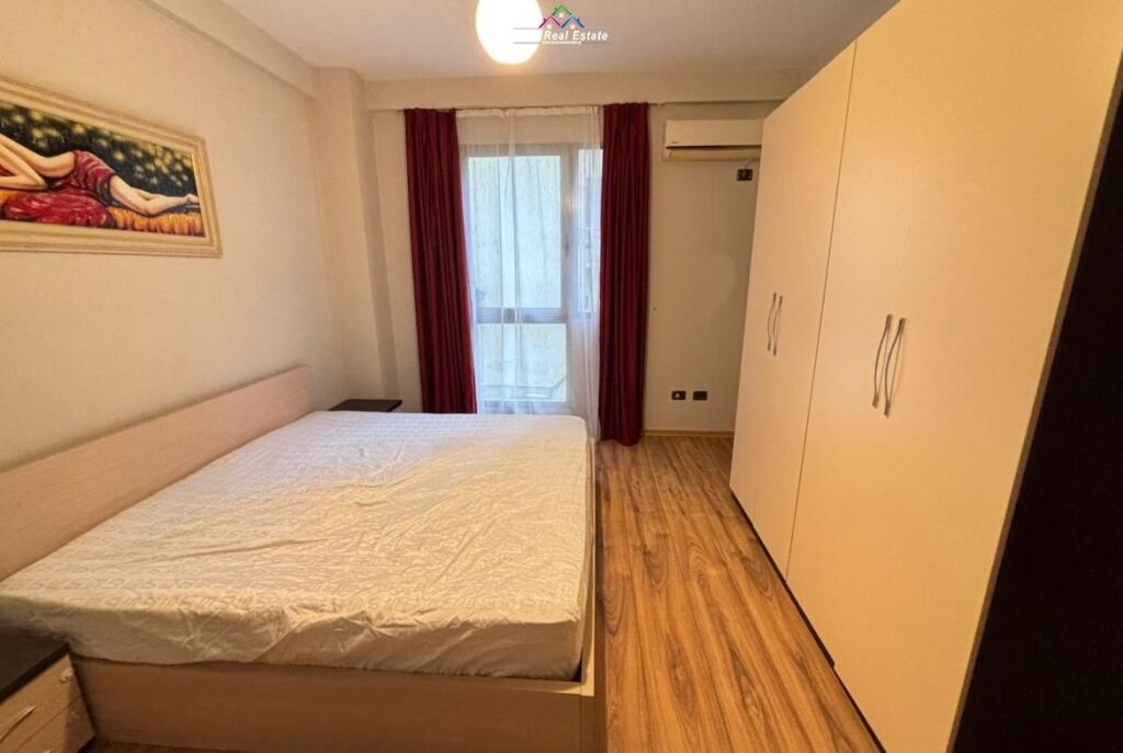 Jepet Apartament 2+1 Ne Myslym Shyr